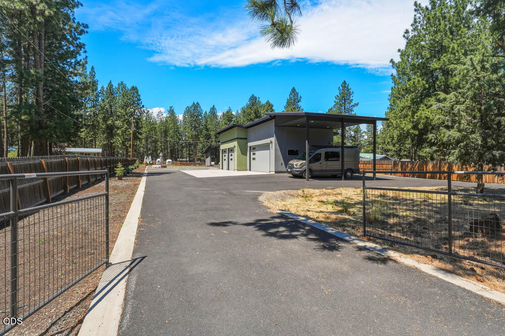 59981 Cheyenne Road
