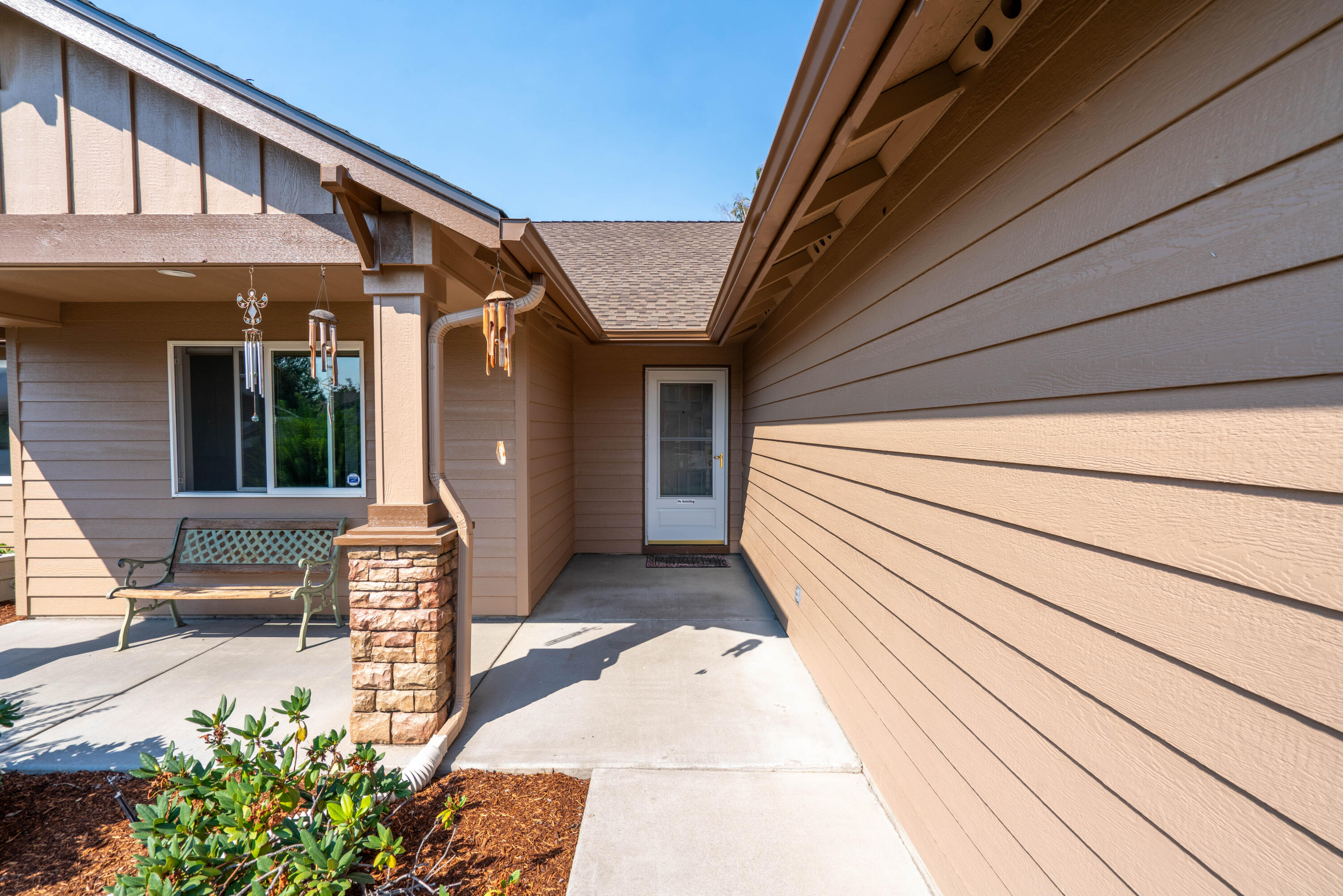 2121 NW 20th Court