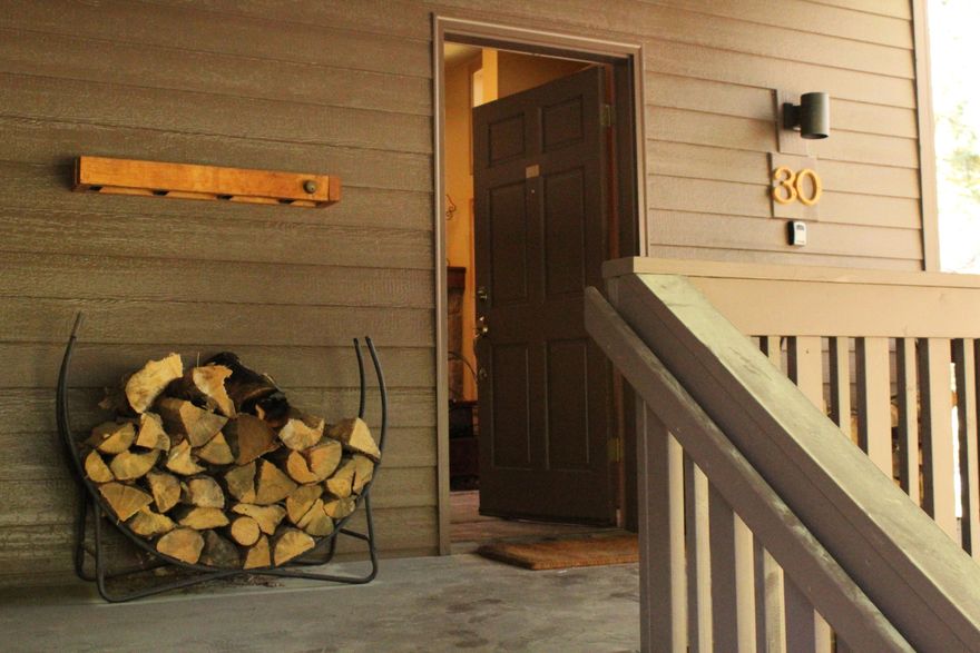 Desirable upstairs condo on the west side(bike path) of The Ridge with views of the trees. You will love sitting on the back deck entertaining family friends while BBQing. In the winter you can relax in front of the wood burning fireplace while watching the snow fall on the trees. Summer time is so relaxing lounging next to the pool or taking a
soak in the hot tub; which is just across from the condo.Recent updates in the past 5 yrs include washer & dryer. Primary suite has new furnishings and vanity sink. The guest bedroom also has new furnishings. The livingroom has new furnishings and TV. There is new carpet throughout. The kitchen has updated appliances, counter, sink
and faucet; the cabinets have been refurbished with pull knobs added. This is a non-rental condo. No pets and no smoking rules apply. RCI memberships are available(RCI.com).