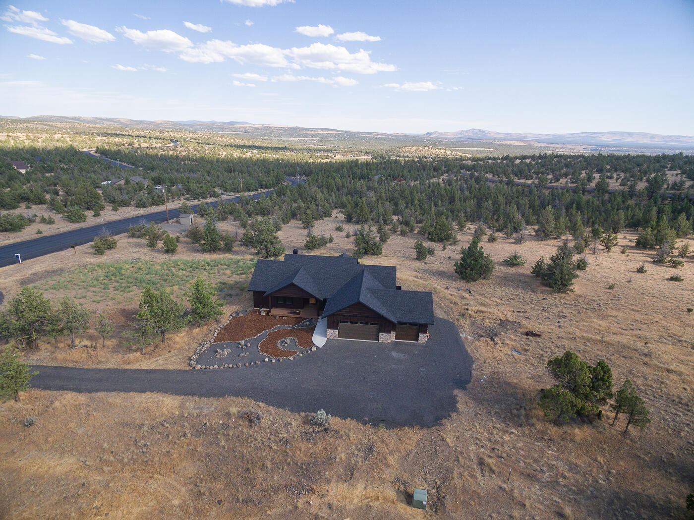 1492 SE Texas Circle