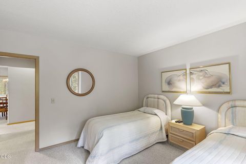 Tiny photo for 57342 Beaver Ridge Loop #18A, Sunriver, OR 97707 (MLS # 220222885)