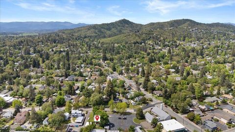 Tiny photo for 847 NW 5th Street, Grants Pass, OR 97526 (MLS # 220220254)