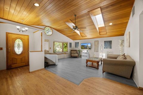 Tiny photo for 847 NW 5th Street, Grants Pass, OR 97526 (MLS # 220220254)