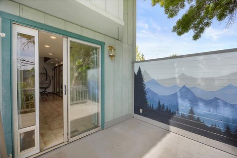 Tiny photo for 847 NW 5th Street, Grants Pass, OR 97526 (MLS # 220220254)