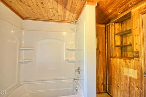 Tiny photo for 2525 Kinney Creek Road, Jacksonville, OR 97530 (MLS # 220224087)