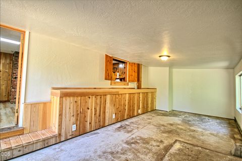 Tiny photo for 2525 Kinney Creek Road, Jacksonville, OR 97530 (MLS # 220224087)
