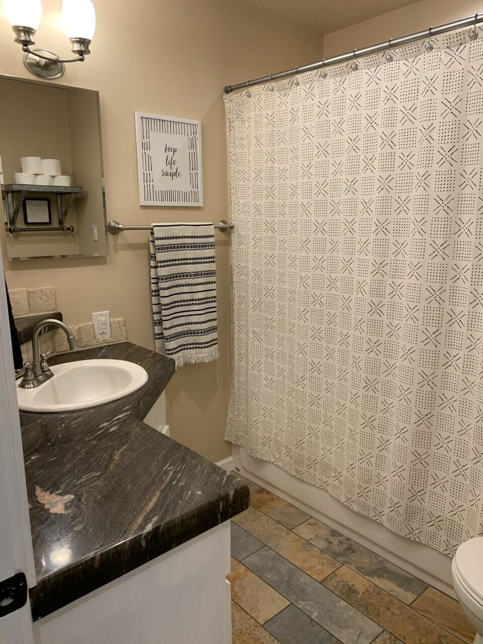 Nelson's - Residential