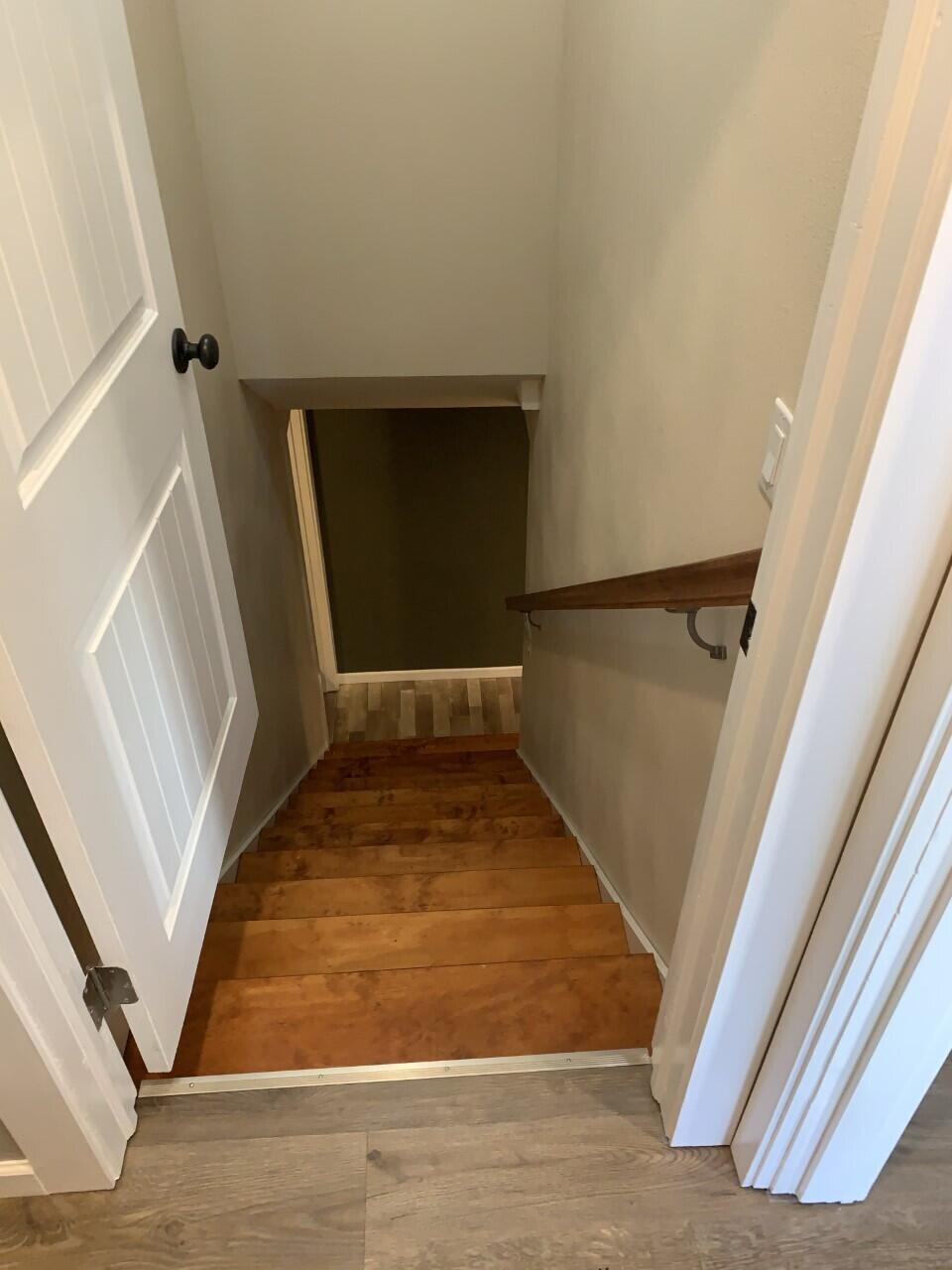 Nelson's - Residential