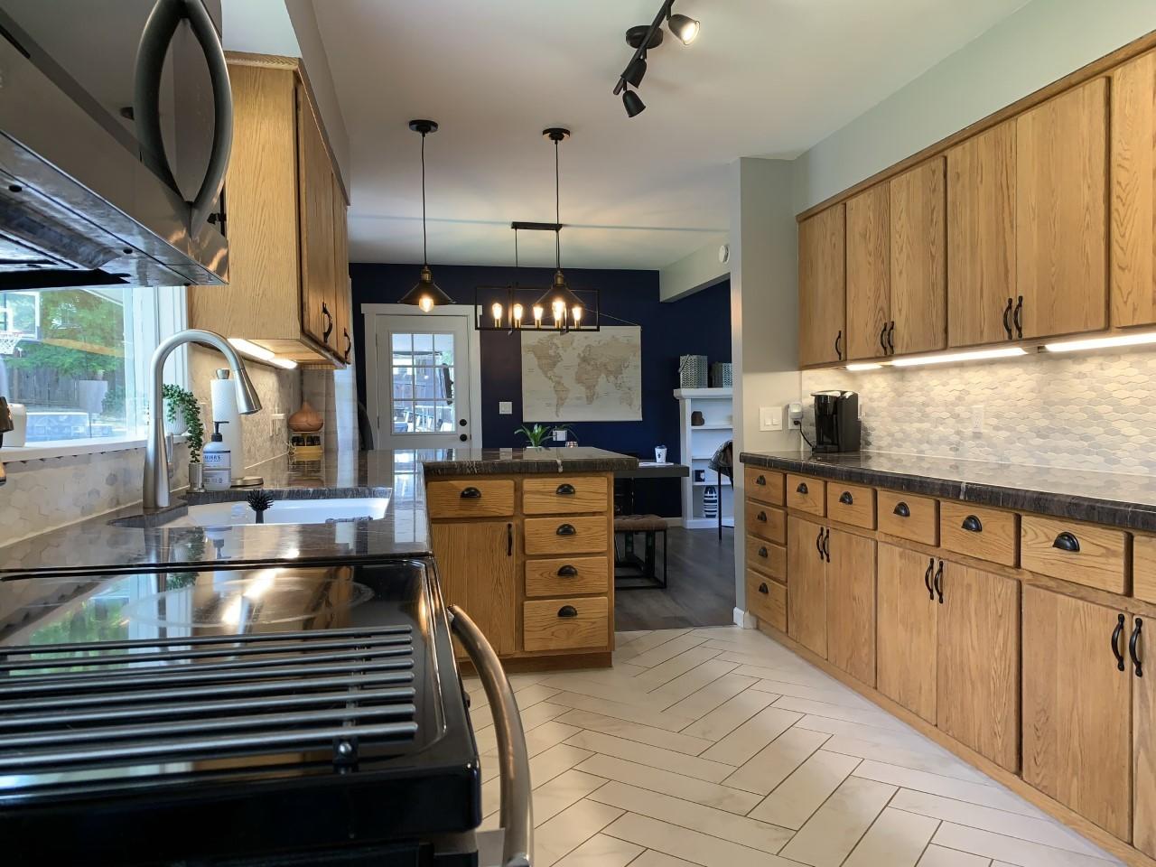 Nelson's - Residential