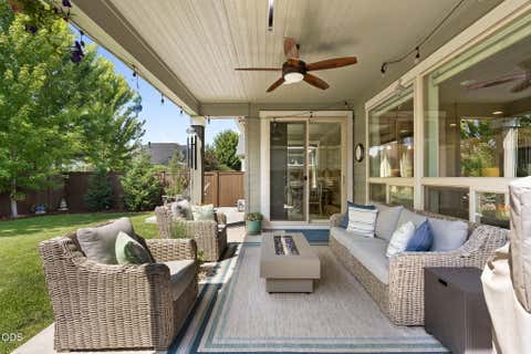 Tiny photo for 3650 SW Badger Court, Redmond, OR 97756 (MLS # 220227387)