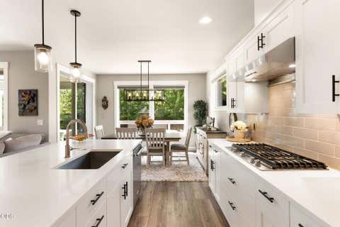 Tiny photo for 3650 SW Badger Court, Redmond, OR 97756 (MLS # 220227387)
