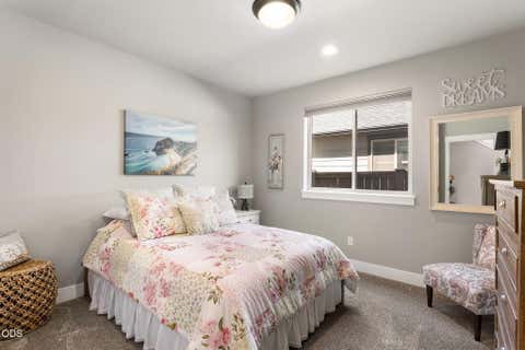 Tiny photo for 3650 SW Badger Court, Redmond, OR 97756 (MLS # 220227387)