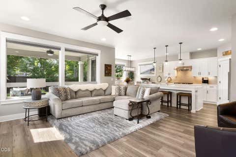 Tiny photo for 3650 SW Badger Court, Redmond, OR 97756 (MLS # 220227387)