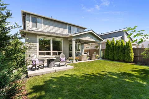 Tiny photo for 3650 SW Badger Court, Redmond, OR 97756 (MLS # 220227387)