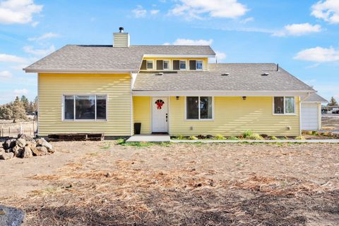 Tiny photo for 63210 Deschutes Market Road, Bend, OR 97701 (MLS # 220213029)