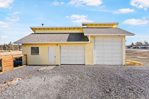 Tiny photo for 63210 Deschutes Market Road, Bend, OR 97701 (MLS # 220213029)