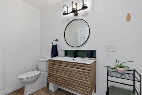 Tiny photo for 63210 Deschutes Market Road, Bend, OR 97701 (MLS # 220213029)