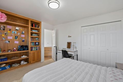 Tiny photo for 63210 Deschutes Market Road, Bend, OR 97701 (MLS # 220213029)