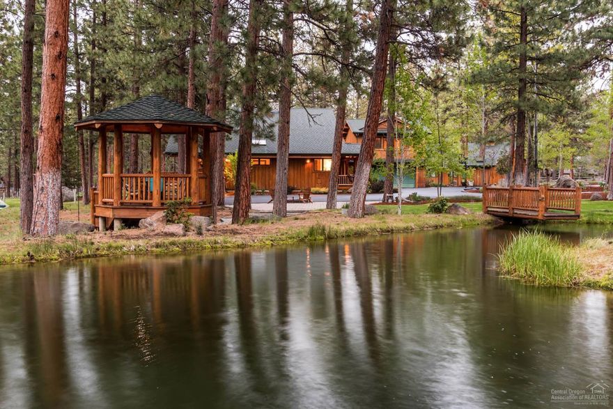 This GRAND home on 4+ acres of stunning Central Oregon beauty, is located close to Sisters in one of its star communities. The log framed home encompasses over 4200 feet of exceptional quality with many custom details. The river rock fireplace has to be seen to be believed. Zonal, radiant floor heating(even in the attached garage) keeps the winter nights at bay. Nearly 3000sq/ft of barn/shop/flex space allows for any dreamer to follow their heart. Horses or quilts: all can be accommodated.