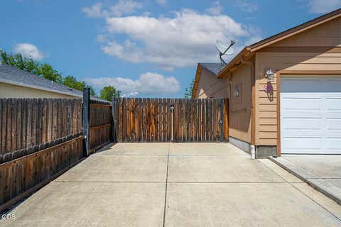 Tiny photo for 3437 Trent Avenue, White City, OR 97503 (MLS # 220226127)