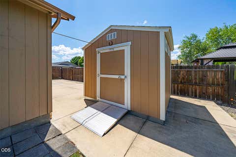 Tiny photo for 3437 Trent Avenue, White City, OR 97503 (MLS # 220226127)