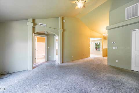Tiny photo for 3437 Trent Avenue, White City, OR 97503 (MLS # 220226127)