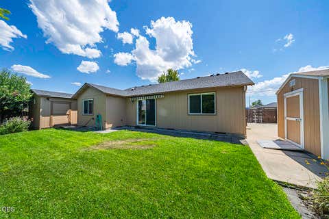 Tiny photo for 3437 Trent Avenue, White City, OR 97503 (MLS # 220226127)