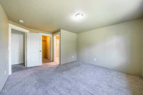 Tiny photo for 3437 Trent Avenue, White City, OR 97503 (MLS # 220226127)
