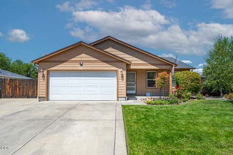 Tiny photo for 3437 Trent Avenue, White City, OR 97503 (MLS # 220226127)