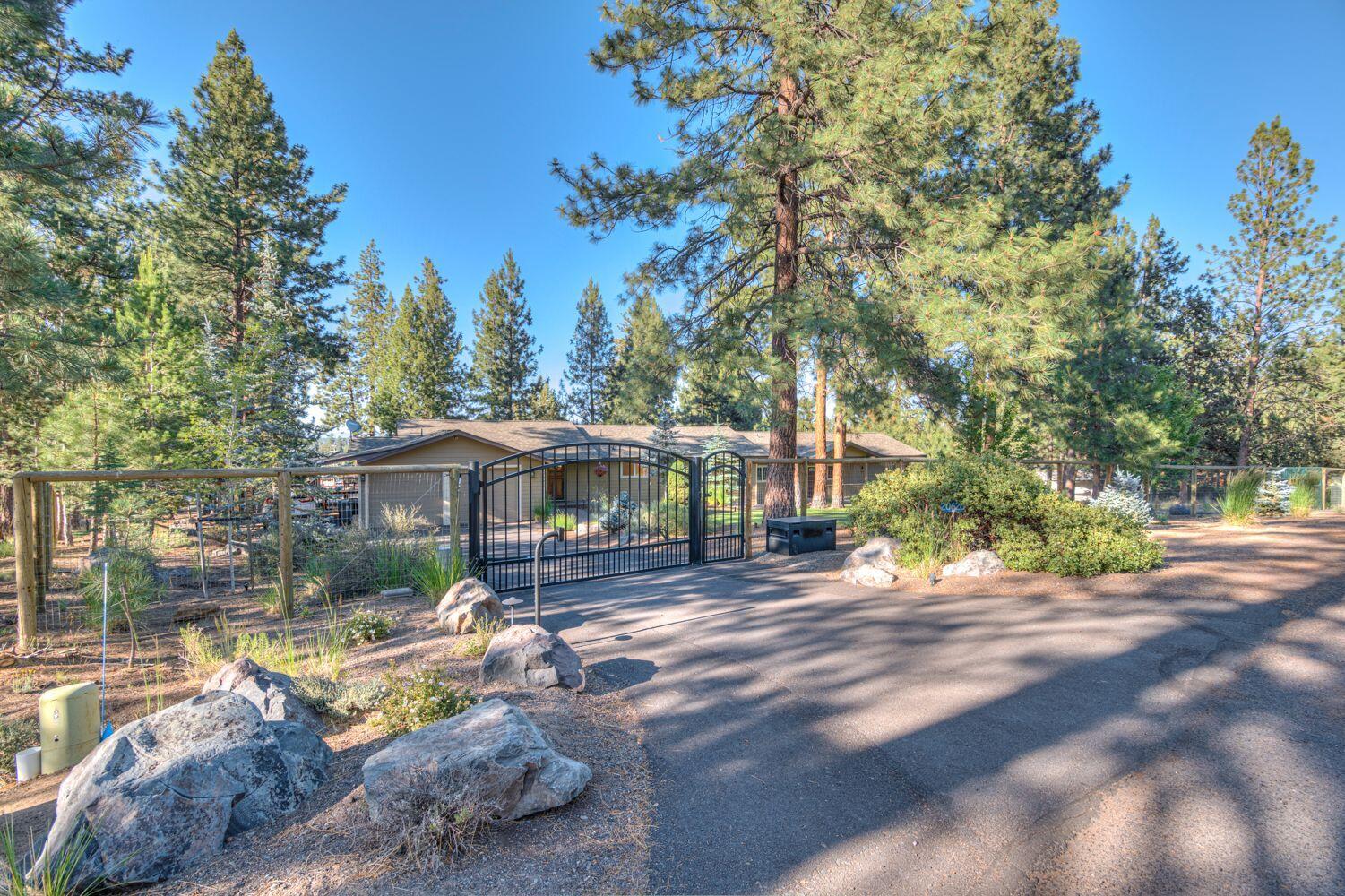 20620 Pine Vista Drive