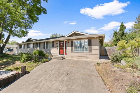 Tiny photo for 619 Kings Court, Central Point, OR 97502 (MLS # 220223363)