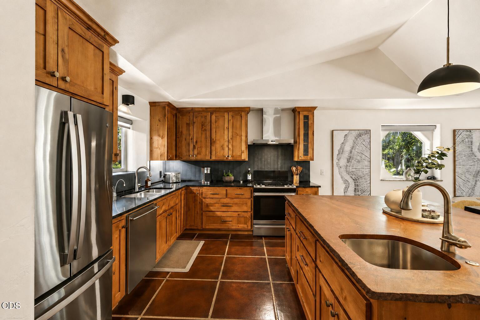 56743 Spring River Loop
