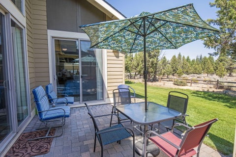 Tiny photo for 250 Split Rail Lane, Redmond, OR 97756 (MLS # 220224427)