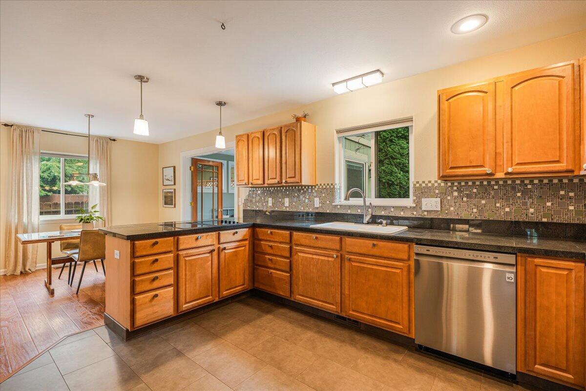 Jessica Court - Residential