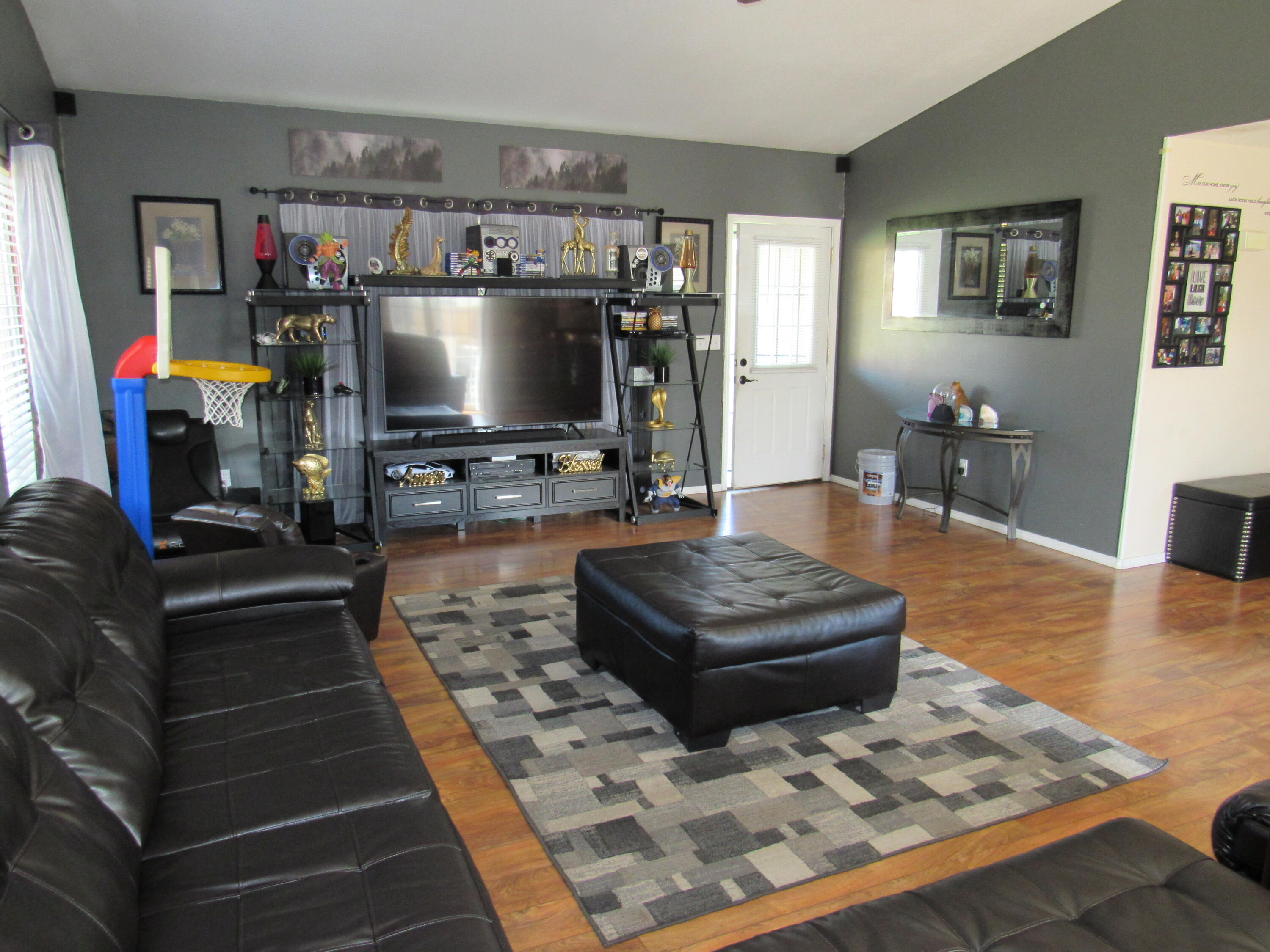 Juniper Crest - Residential