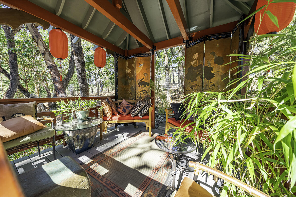 Whispering Pines Ranchos - Residential