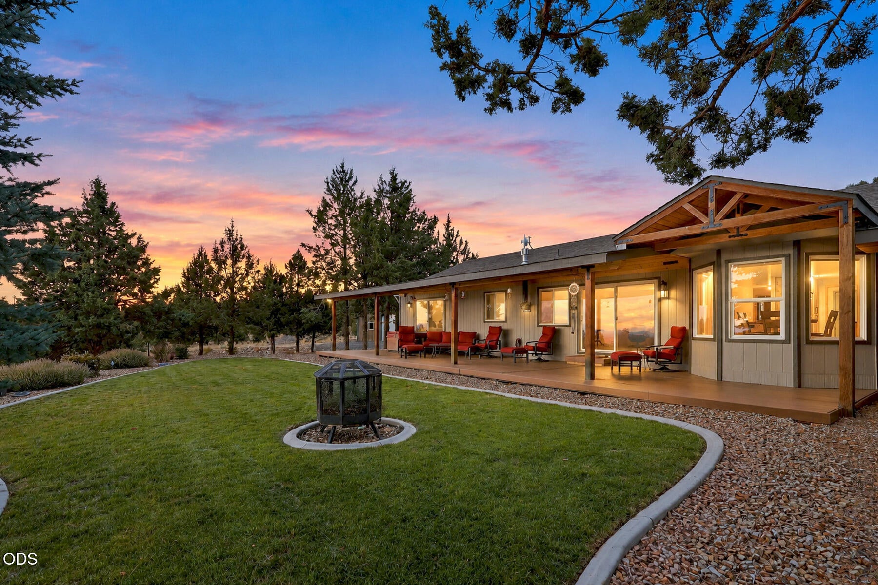 11744 SW Red Cloud Road - Photo 2
