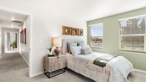 Tiny photo for 62613 NE Lawler Place, Bend, OR 97701 (MLS # 220224600)