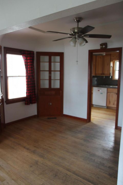 Tiny photo for 4634 Crosby Avenue, Klamath Falls, OR 97603 (MLS # 220219294)
