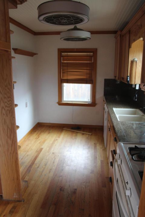 Tiny photo for 4634 Crosby Avenue, Klamath Falls, OR 97603 (MLS # 220219294)