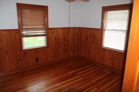Tiny photo for 4634 Crosby Avenue, Klamath Falls, OR 97603 (MLS # 220219294)