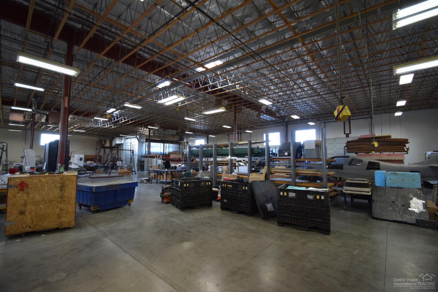 CLAR - Commercial Sale