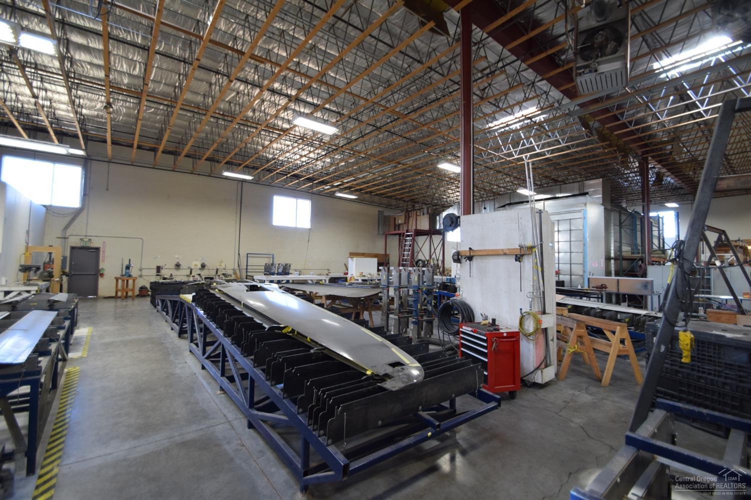 CLAR - Commercial Sale