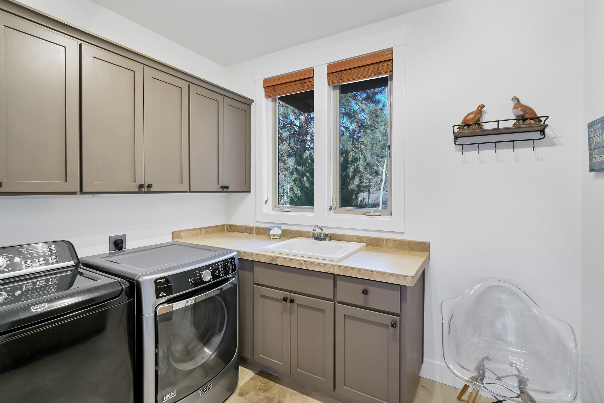 Skyliner Summit - Residential