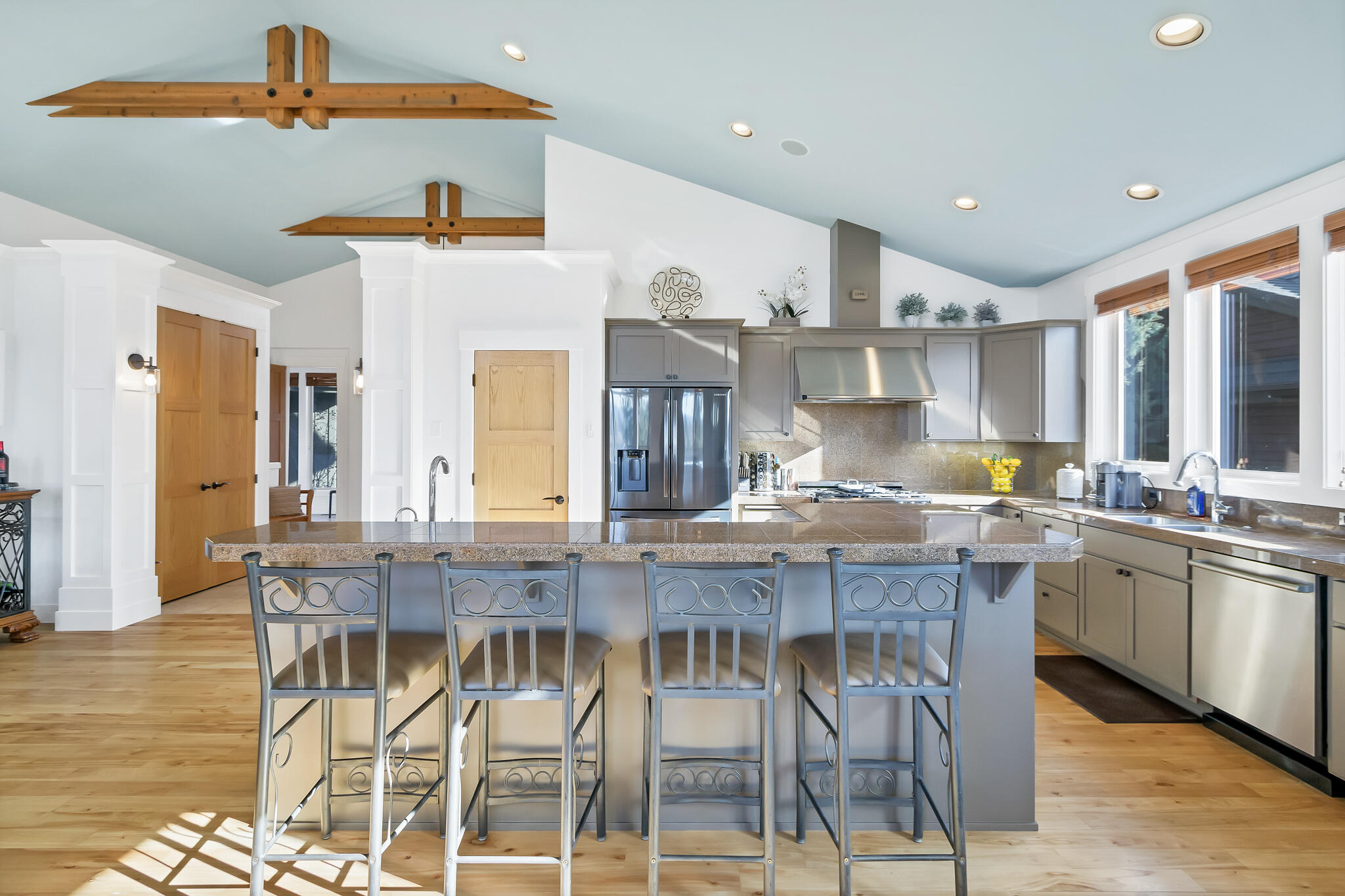 Skyliner Summit - Residential