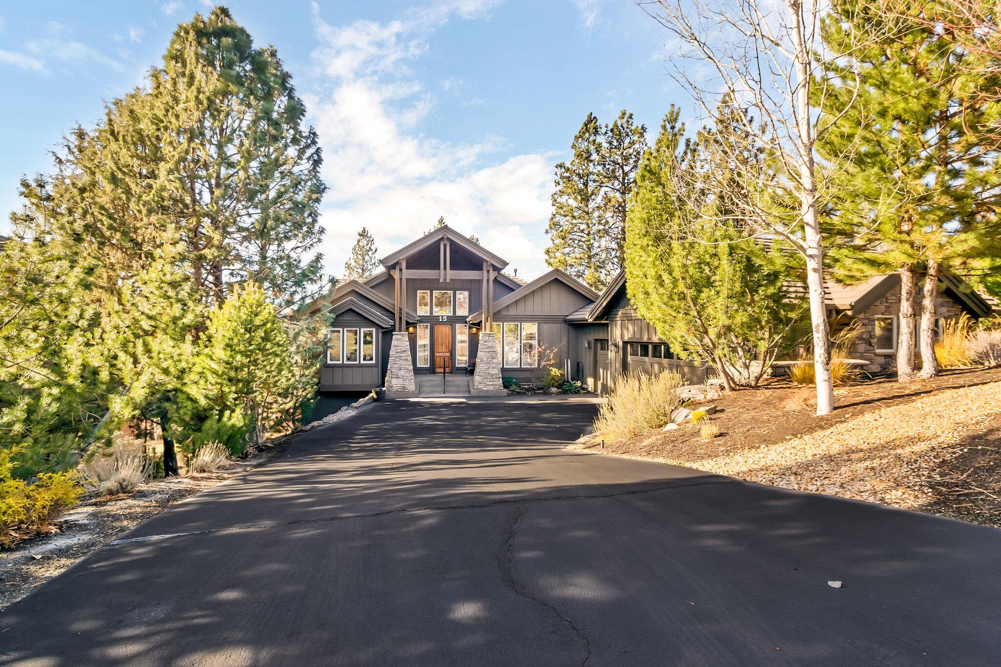 Skyliner Summit - Residential