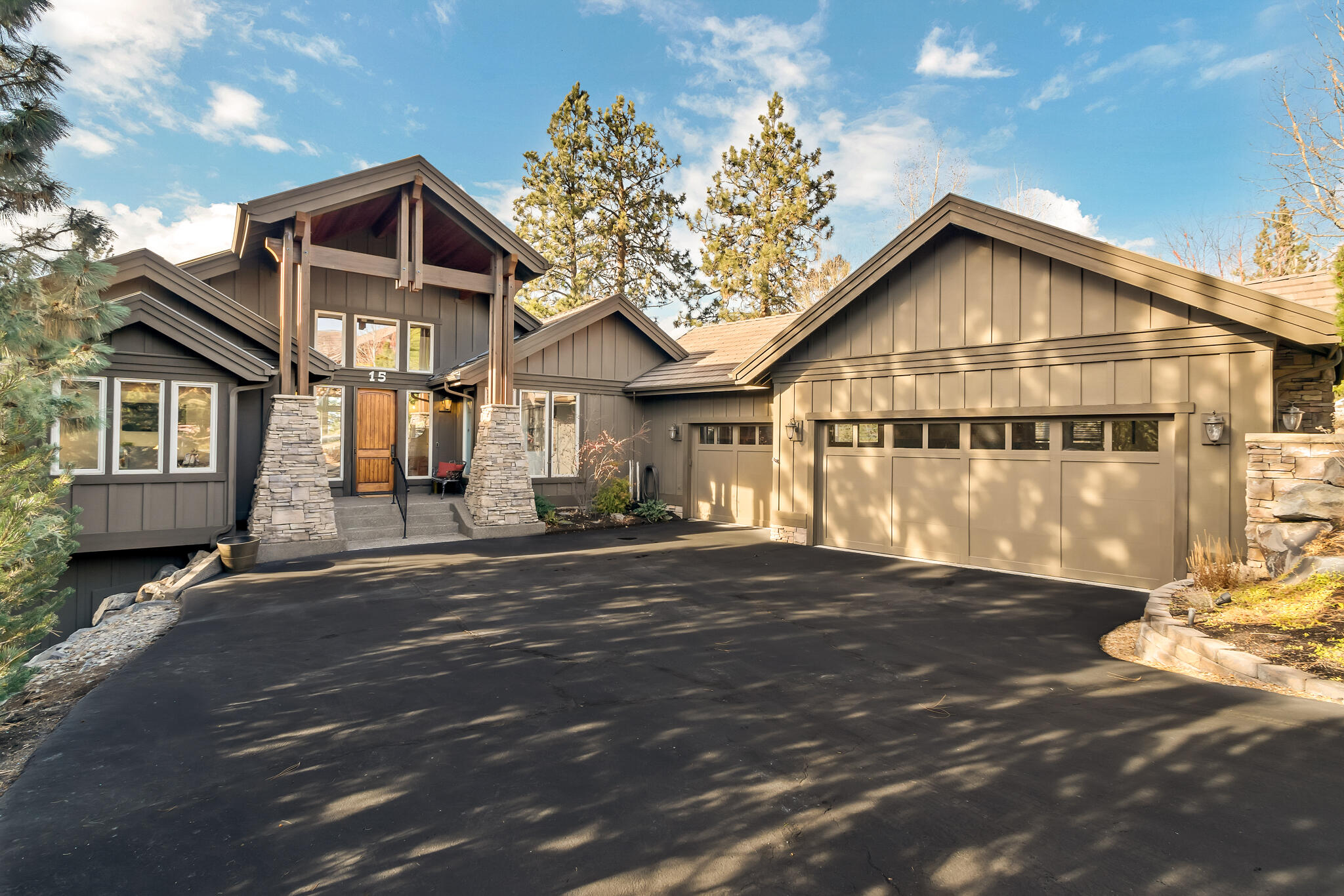 Skyliner Summit - Residential