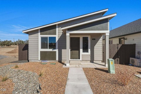 Photo of 4067 SW Pumice Avenue #96, Redmond, OR 97756 (MLS # 220223348)
