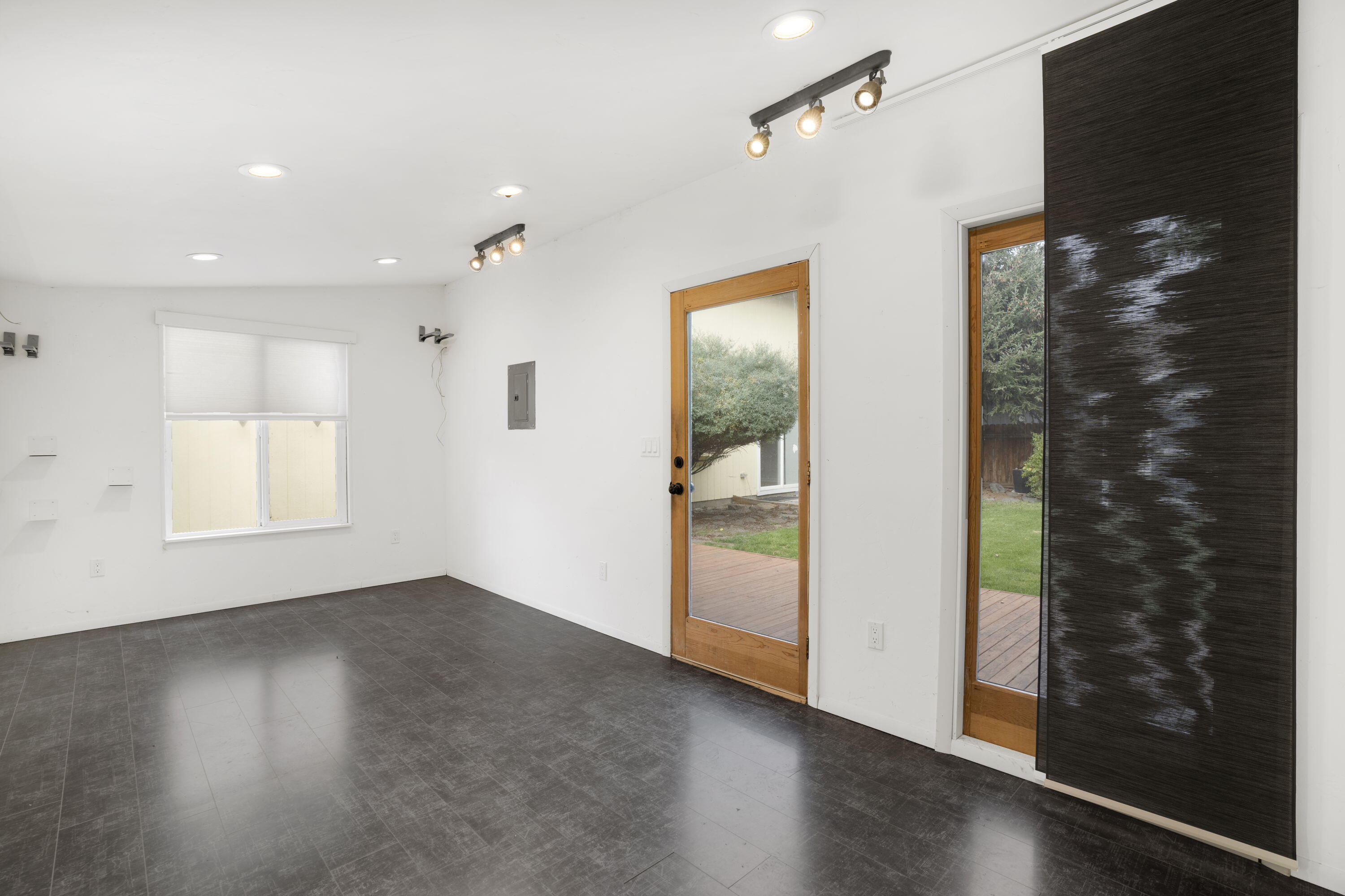 Redhawk - Residential