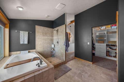 Tiny photo for 24605 Dodds Road, Bend, OR 97701 (MLS # 220223883)